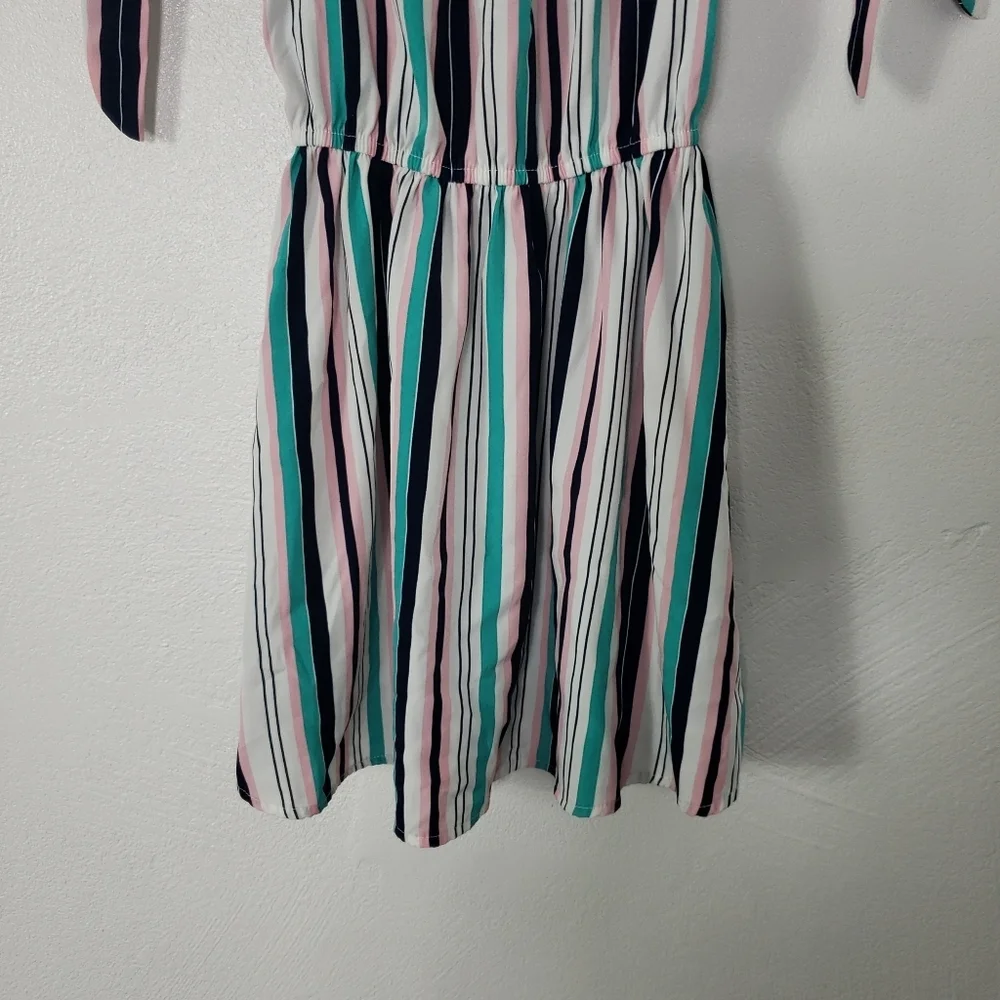 Lily bleu strip dress girl size 7